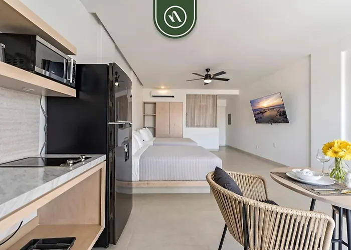 Amazing 2br With Terrace Overlooking The Marina * Cabo San Lucas