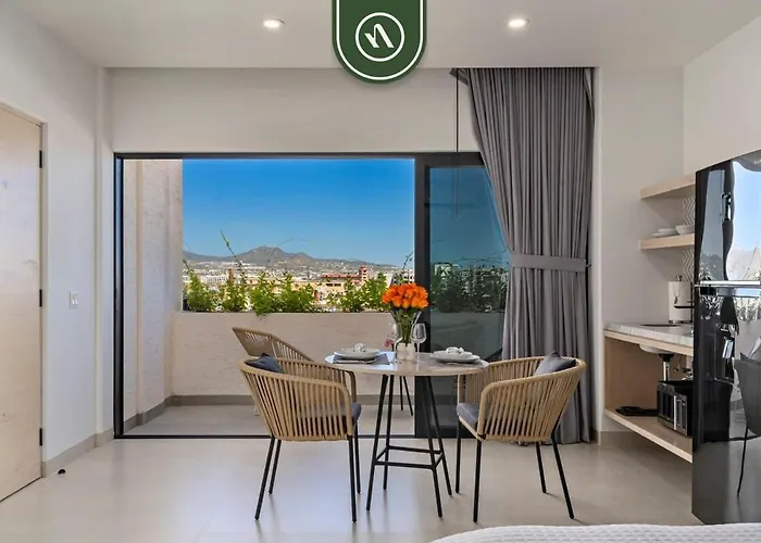 Apartment Amazing 2br With Terrace Overlooking The Marina